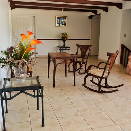 Hotel Casa Real Managua Bagian luar foto