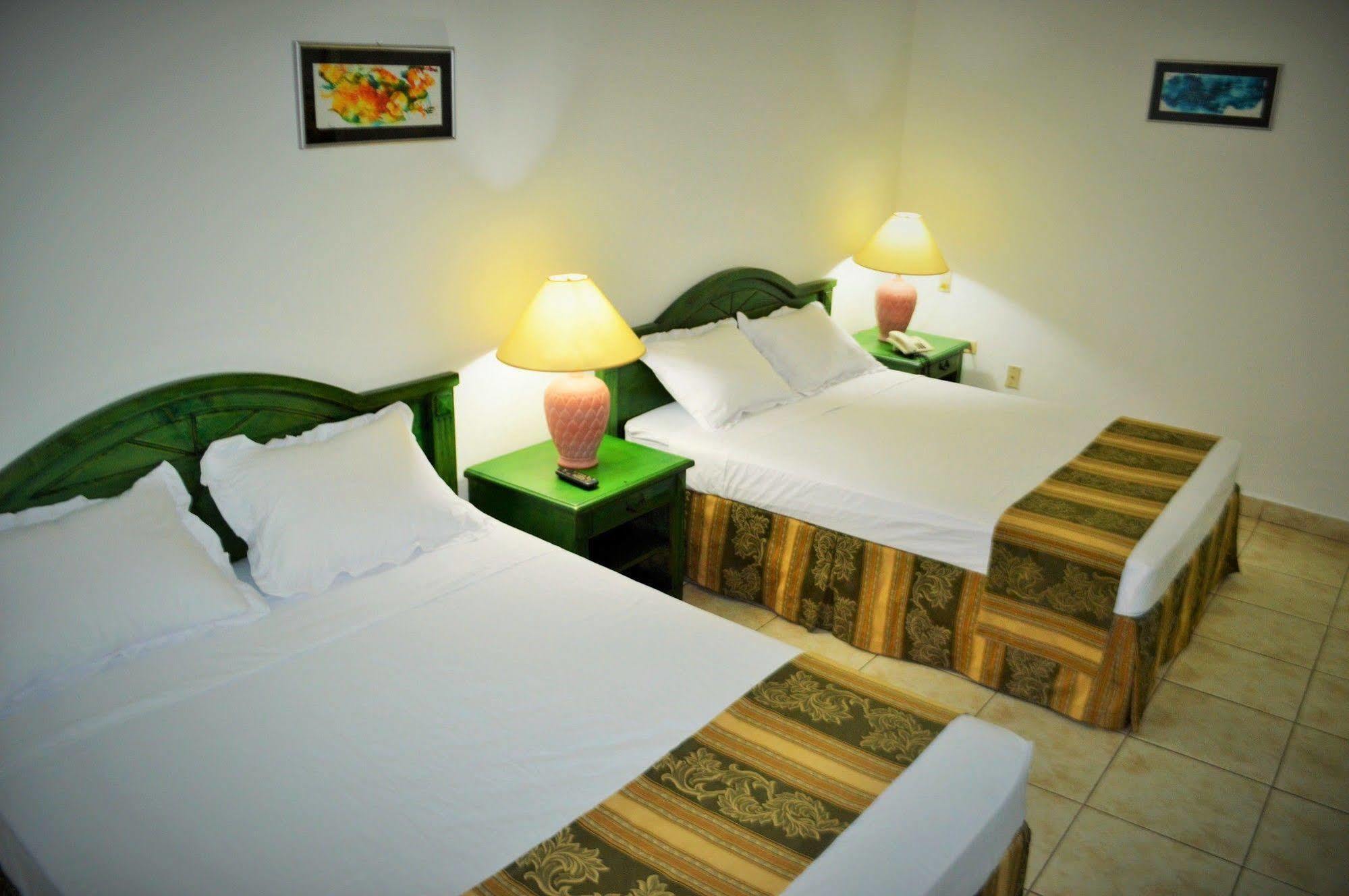 Hotel Casa Real Managua Bagian luar foto