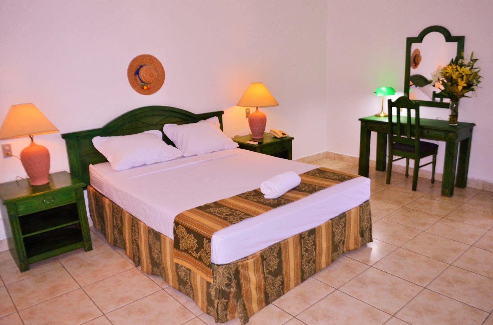 Hotel Casa Real Managua Bagian luar foto